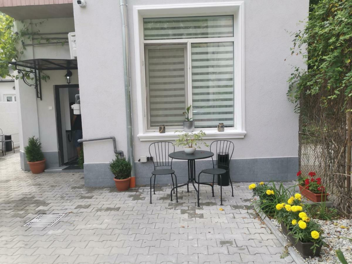 Maison 33 Bucureşti Exterior foto